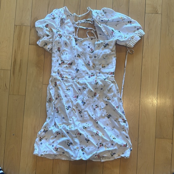 NWOT Reformation Lianne Linen Dress in floral size 8 - Picture 6 of 9